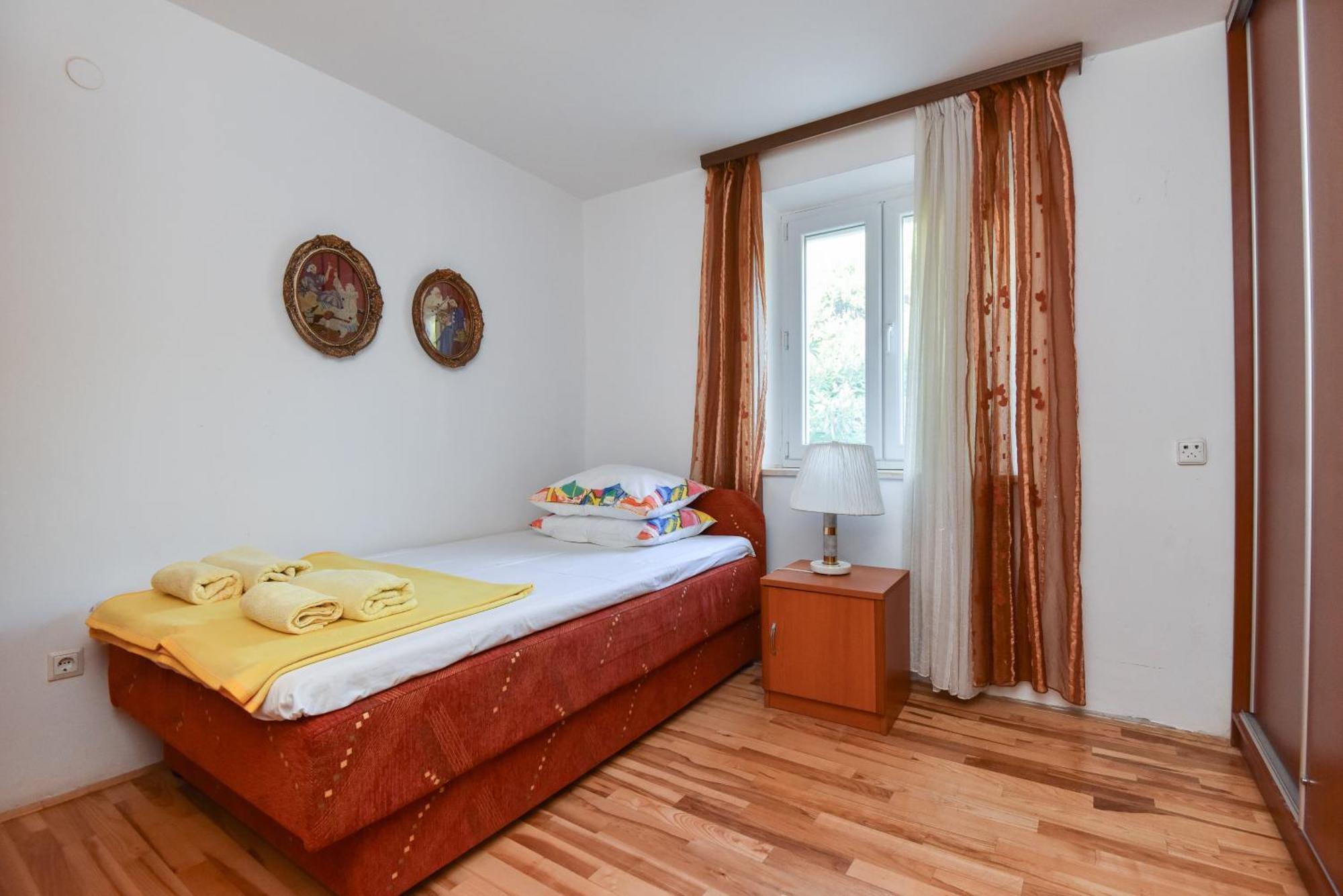 Vizmeg Villa